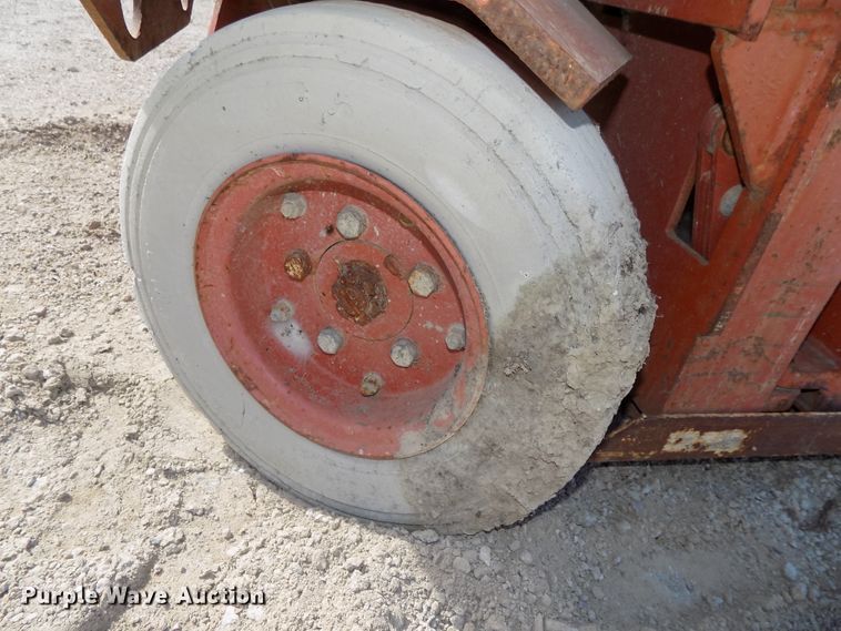 image for item DG2420 Snorkel SL20 scissor lift