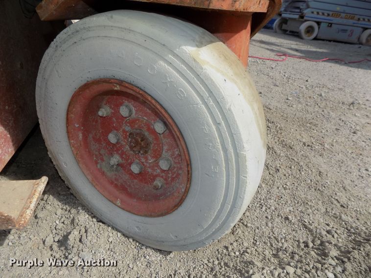 image for item DG2420 Snorkel SL20 scissor lift