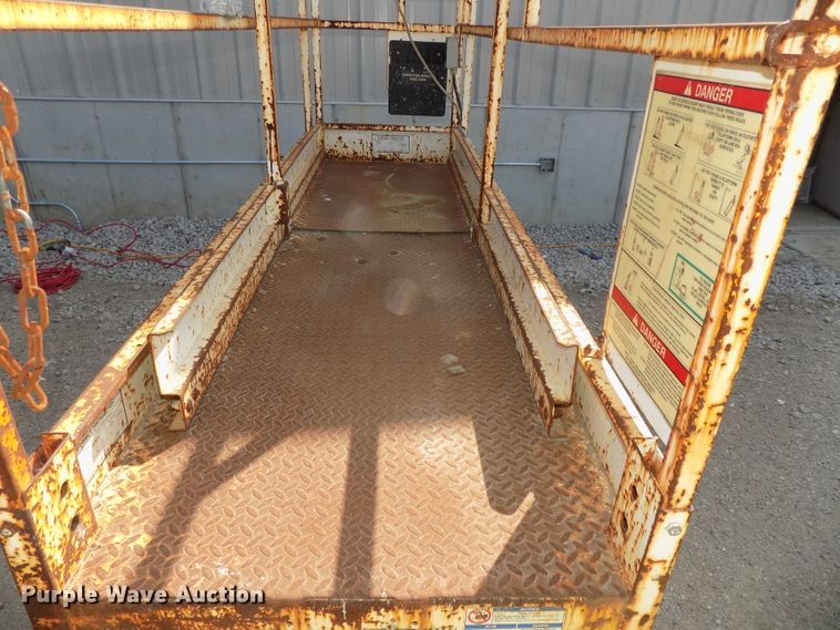 image for item DG2421 Snorkel SL20 Wildcat scissor lift