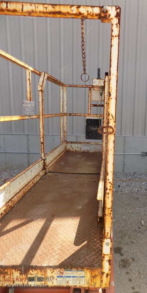 image for item DG2421 Snorkel SL20 Wildcat scissor lift