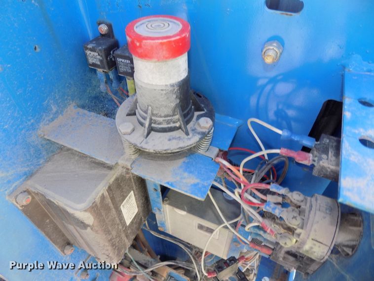 image for item DG2423 2007 Genie GR20 vertical lift