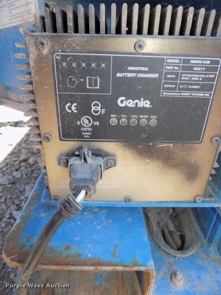 image for item DG2423 2007 Genie GR20 vertical lift