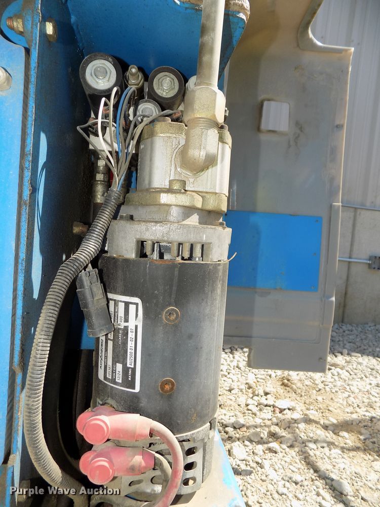 image for item DG2423 2007 Genie GR20 vertical lift