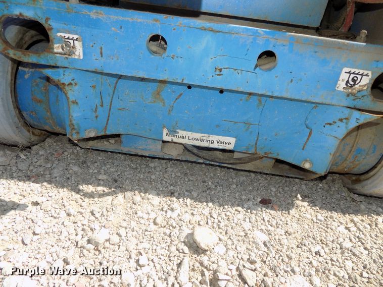 image for item DG2423 2007 Genie GR20 vertical lift