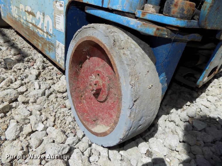 image for item DG2423 2007 Genie GR20 vertical lift