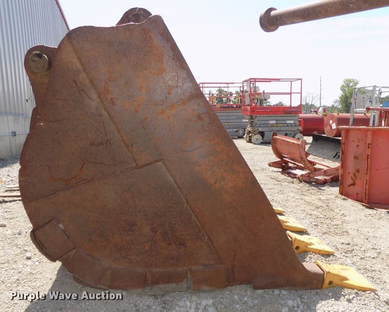 image for item DG2424 Hitachi 48"W bucket