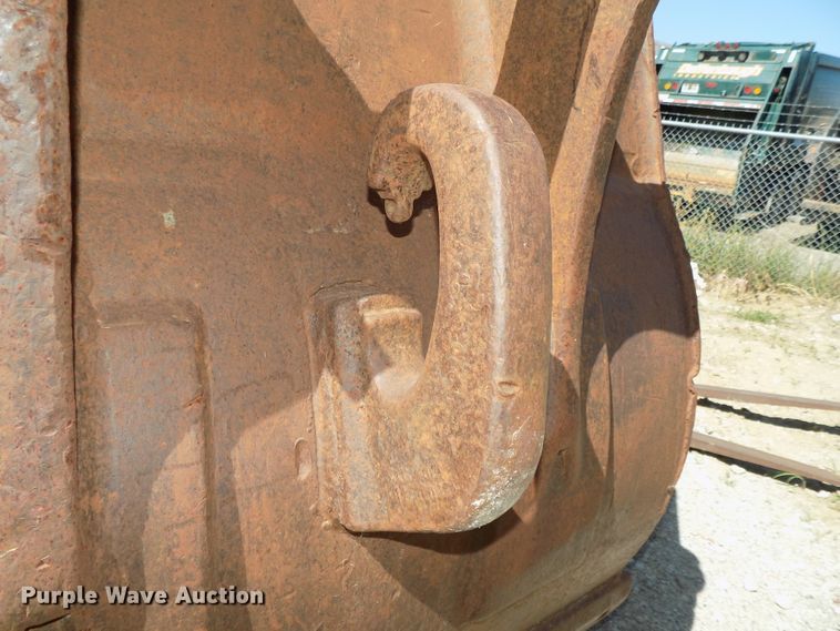 image for item DG2424 Hitachi 48"W bucket