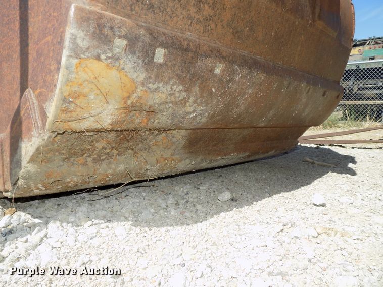 image for item DG2424 Hitachi 48"W bucket