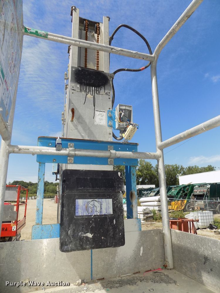 image for item DG2427 2007 Genie GR20 vertical lift