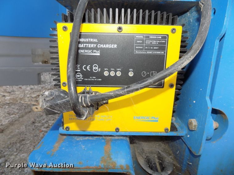 image for item DG2427 2007 Genie GR20 vertical lift