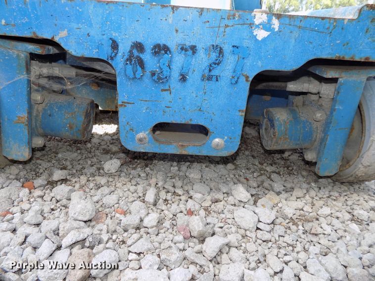 image for item DG2427 2007 Genie GR20 vertical lift