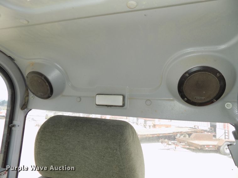 image for item DG2428 2006 Gehl G8003 RD mini excavator