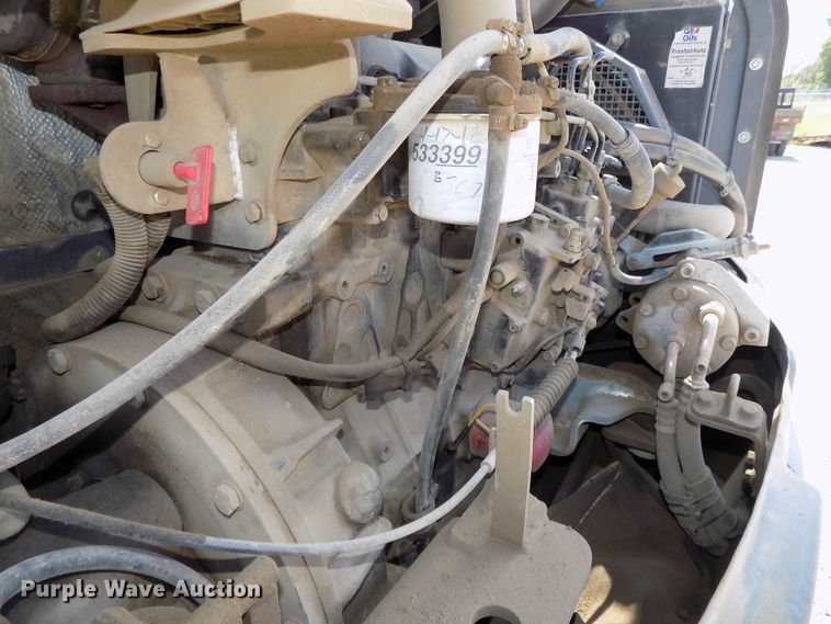 image for item DG2428 2006 Gehl G8003 RD mini excavator