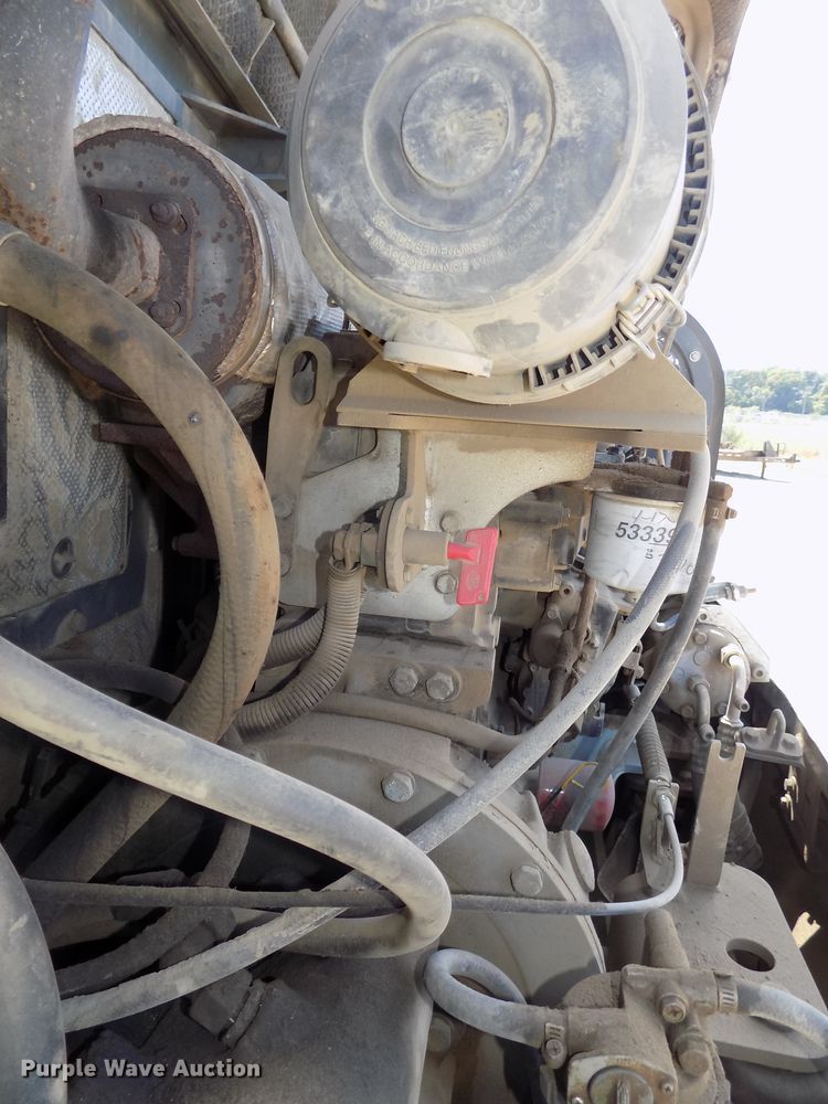 image for item DG2428 2006 Gehl G8003 RD mini excavator