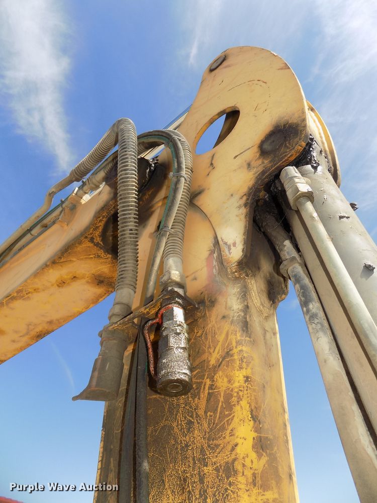 image for item DG2428 2006 Gehl G8003 RD mini excavator