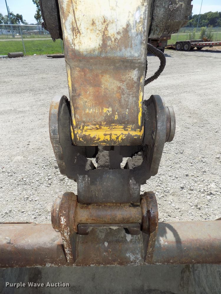 image for item DG2428 2006 Gehl G8003 RD mini excavator