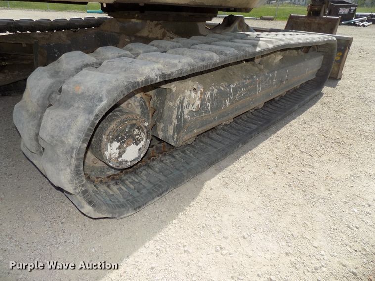 image for item DG2428 2006 Gehl G8003 RD mini excavator