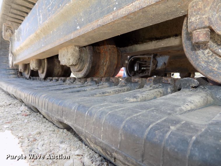 image for item DG2428 2006 Gehl G8003 RD mini excavator