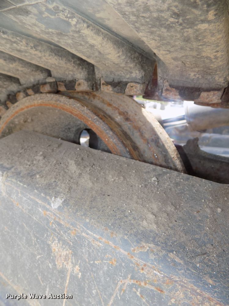 image for item DG2428 2006 Gehl G8003 RD mini excavator