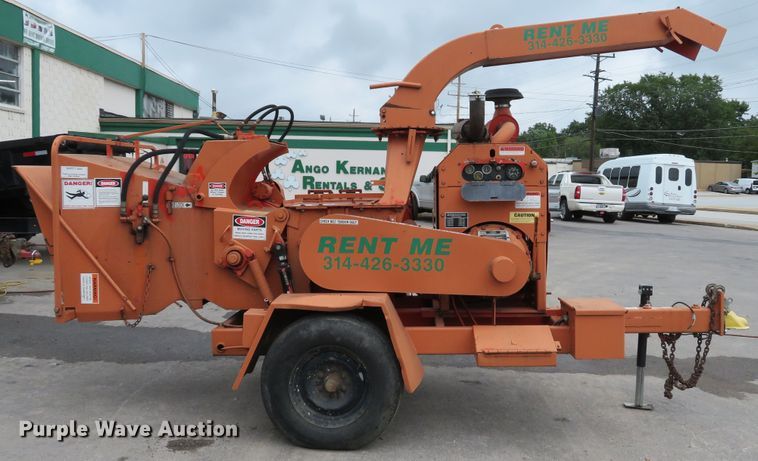 image for item DH1516 1995 Morbark 13 wood chipper