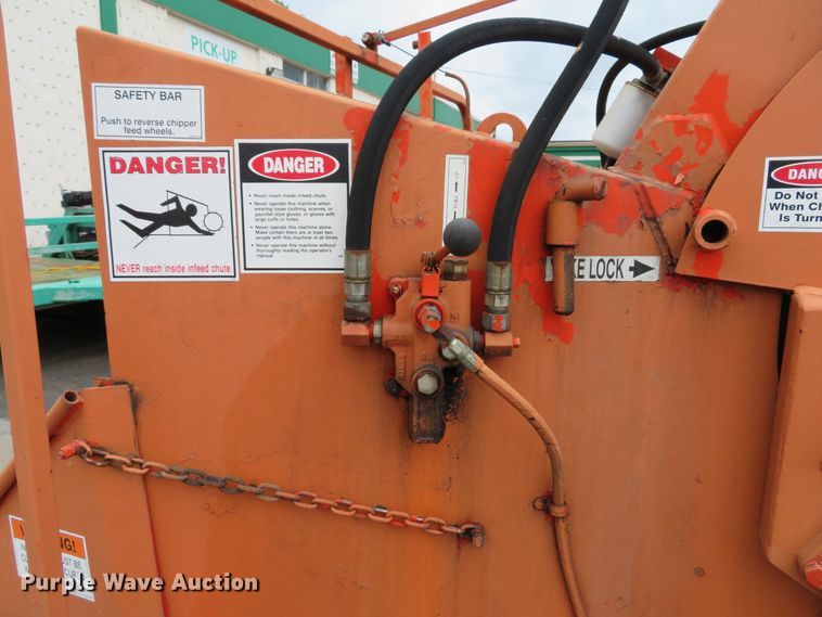 image for item DH1516 1995 Morbark 13 wood chipper