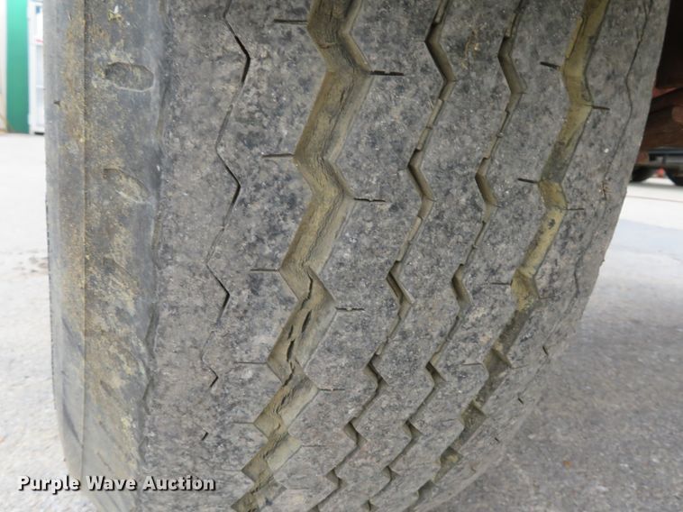 image for item DH1516 1995 Morbark 13 wood chipper