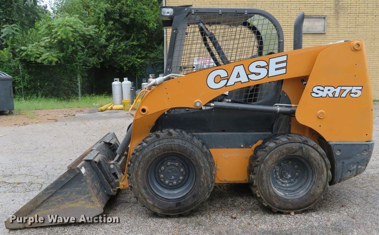 image for item DH1517 2017 Case SR175 skid steer