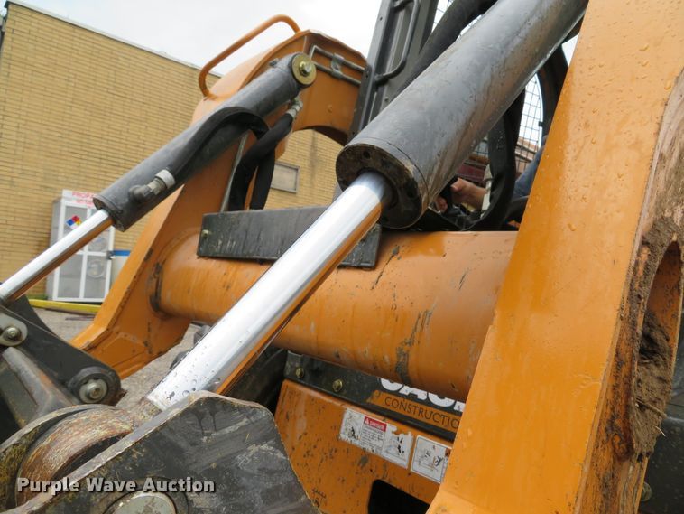 image for item DH1517 2017 Case SR175 skid steer