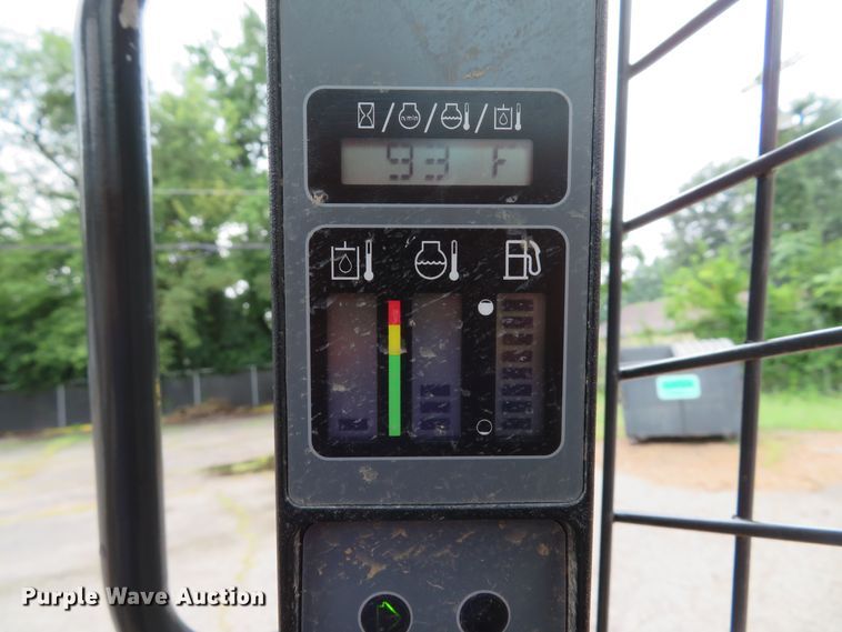 image for item DH1517 2017 Case SR175 skid steer