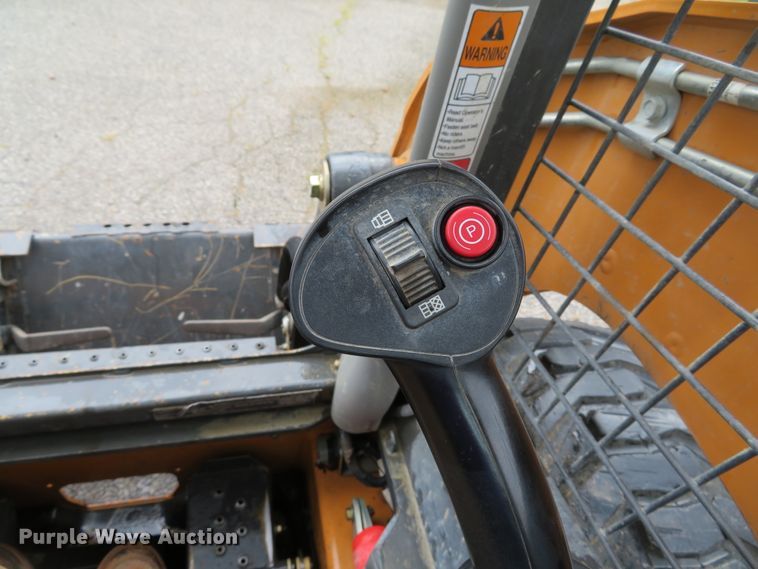 image for item DH1517 2017 Case SR175 skid steer