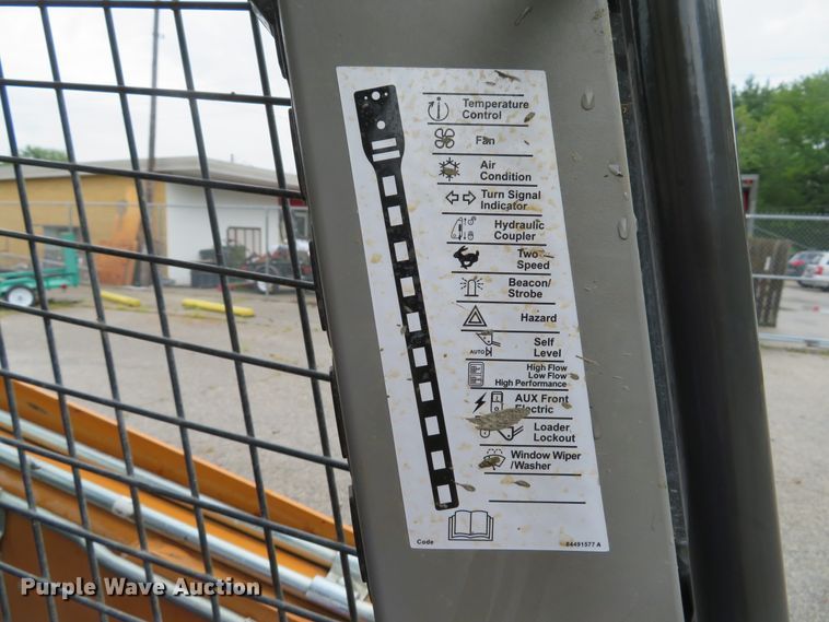 image for item DH1517 2017 Case SR175 skid steer