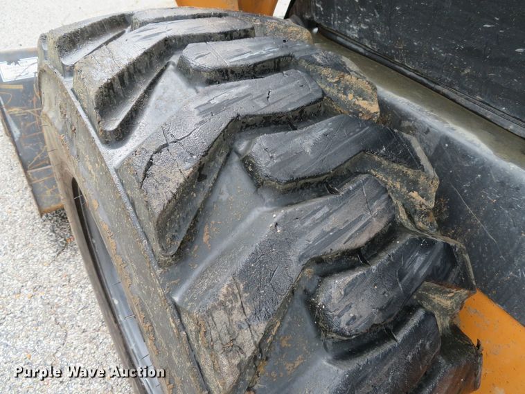 image for item DH1517 2017 Case SR175 skid steer