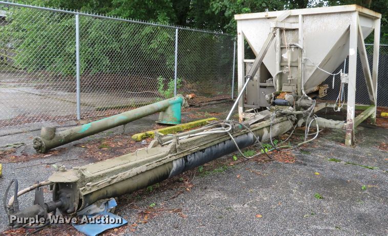 image for item DH1518 Trailer Haul concrete hopper