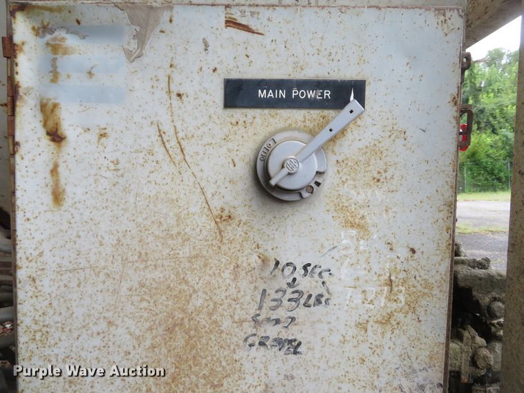 image for item DH1518 Trailer Haul concrete hopper