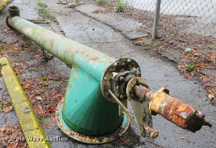 image for item DH1518 Trailer Haul concrete hopper