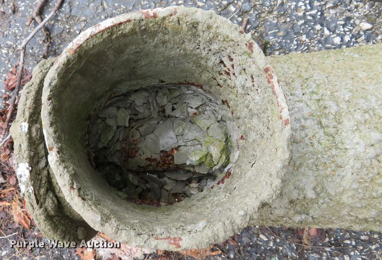 image for item DH1518 Trailer Haul concrete hopper