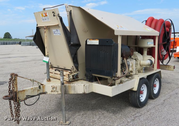 image for item DH1550 2009 Finn BB302-16 bark blower