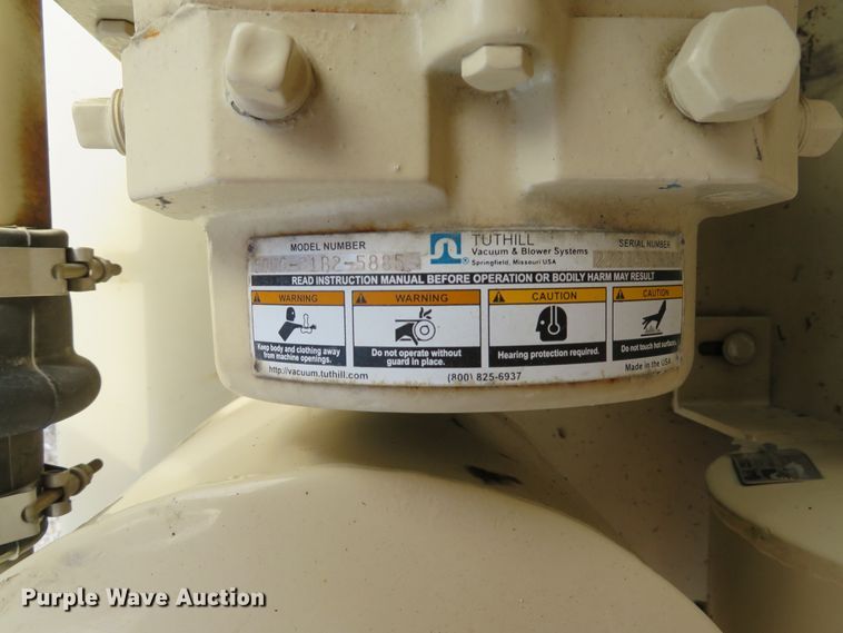 image for item DH1550 2009 Finn BB302-16 bark blower