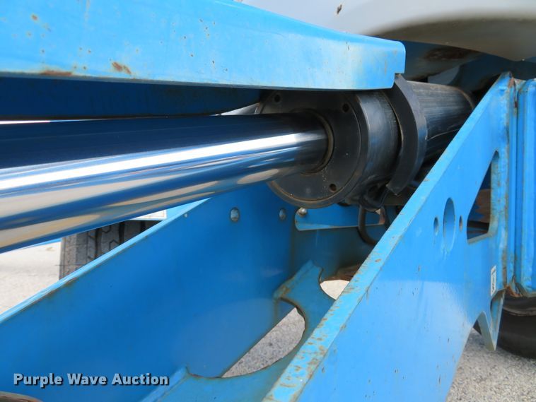 image for item DH1552 2011 Genie TZ-50 boom lift