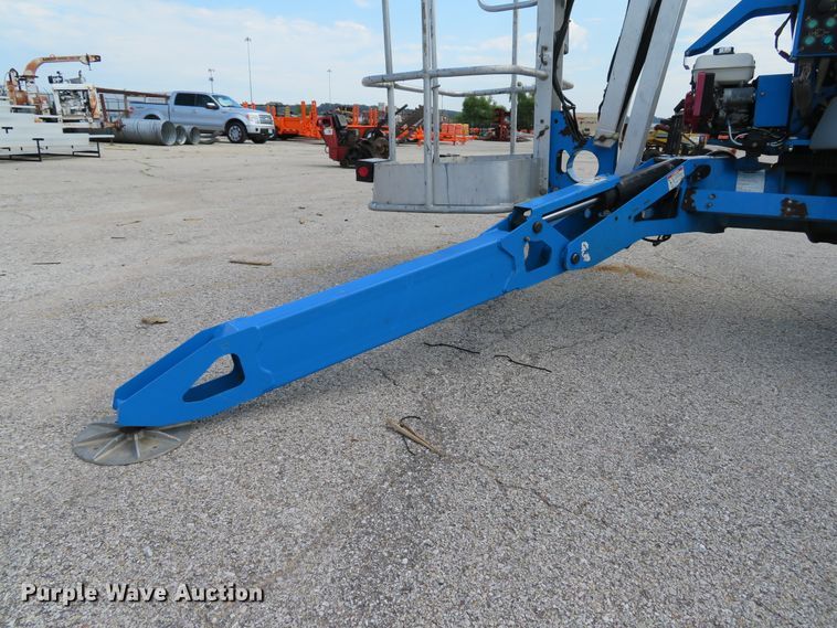 image for item DH1552 2011 Genie TZ-50 boom lift
