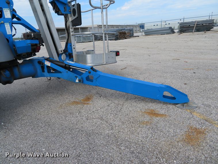 image for item DH1552 2011 Genie TZ-50 boom lift