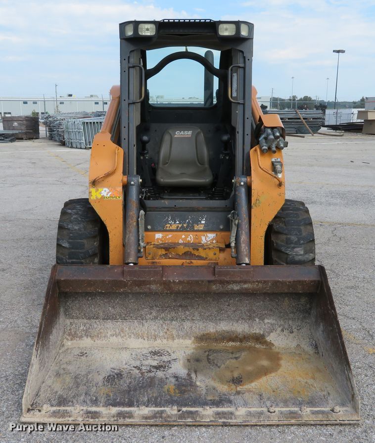 image for item DH1553 2012 Case SV250 skid steer