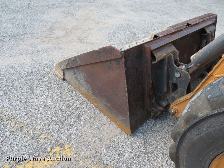 image for item DH1553 2012 Case SV250 skid steer