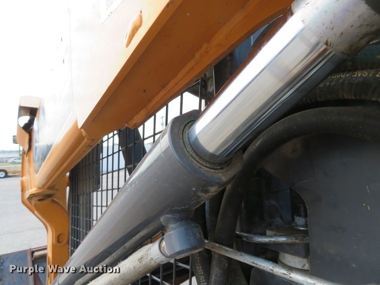 image for item DH1553 2012 Case SV250 skid steer