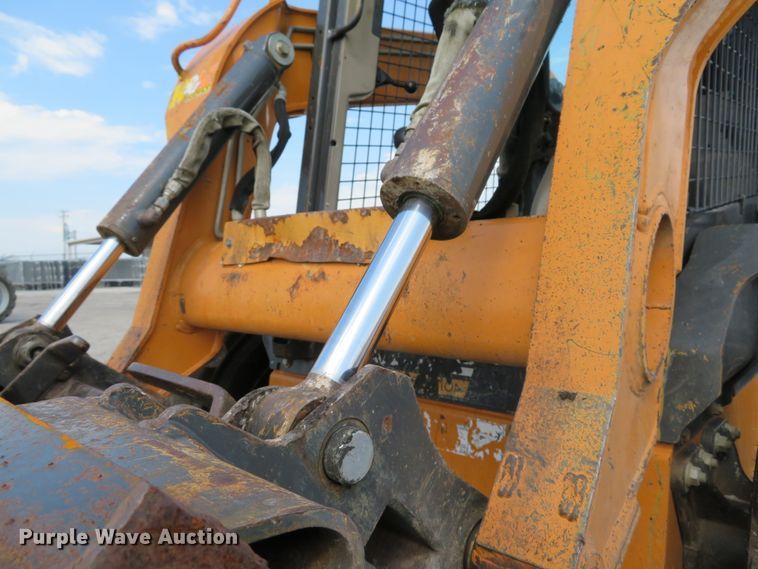 image for item DH1553 2012 Case SV250 skid steer