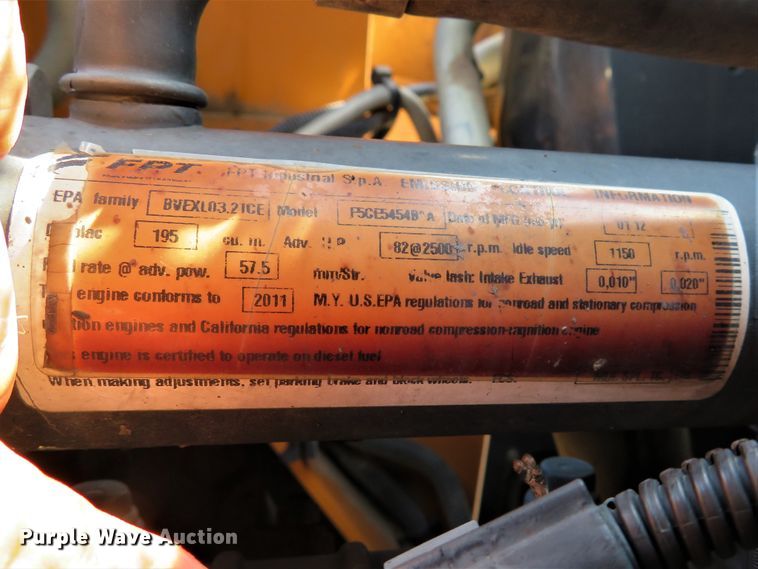 image for item DH1553 2012 Case SV250 skid steer