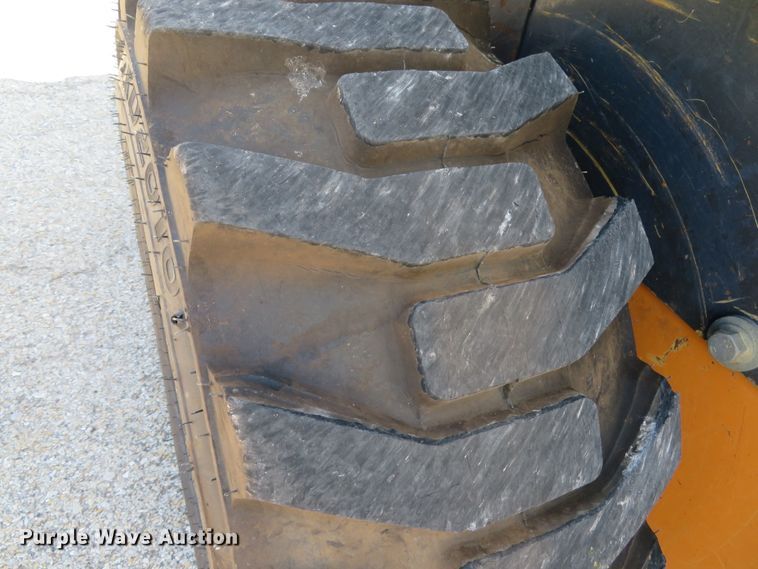 image for item DH1553 2012 Case SV250 skid steer