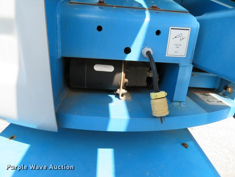 image for item DH1554 2011 Genie Z45/25J boom lift