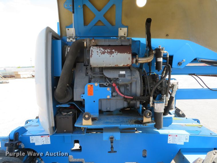 image for item DH1554 2011 Genie Z45/25J boom lift