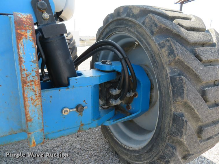 image for item DH1554 2011 Genie Z45/25J boom lift